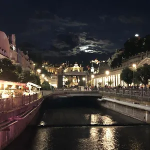 Bella Vista Collonade Karlsbad