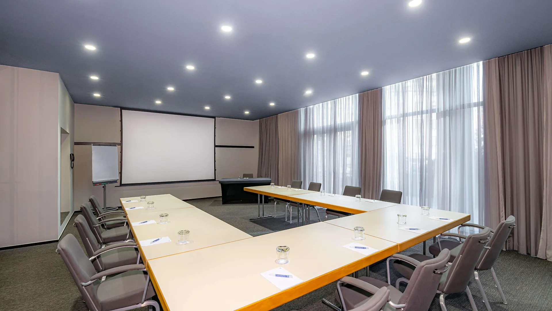 Nh Prague City Hotel