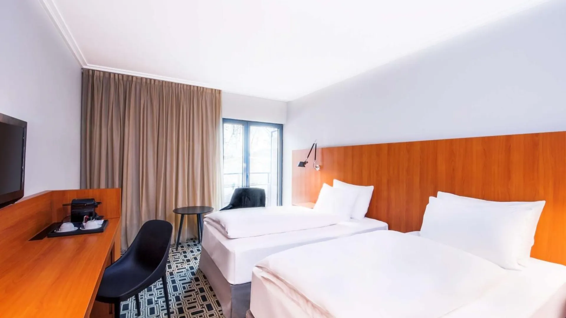 Hotel Nh Prague City
